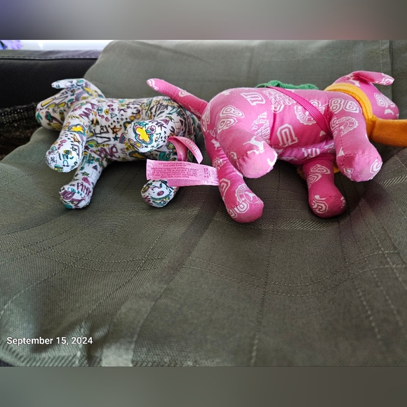 Victoria Secret Dogs - Picture 5 of 5